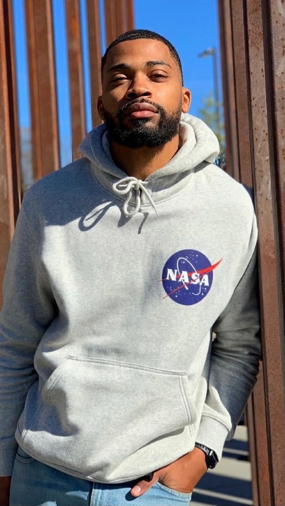 Harga hoodie nasa on sale h&m