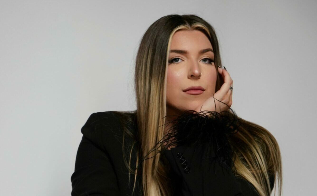 Check Out Kaylee Hoelscher's Story - Voyage ATL Magazine | ATL