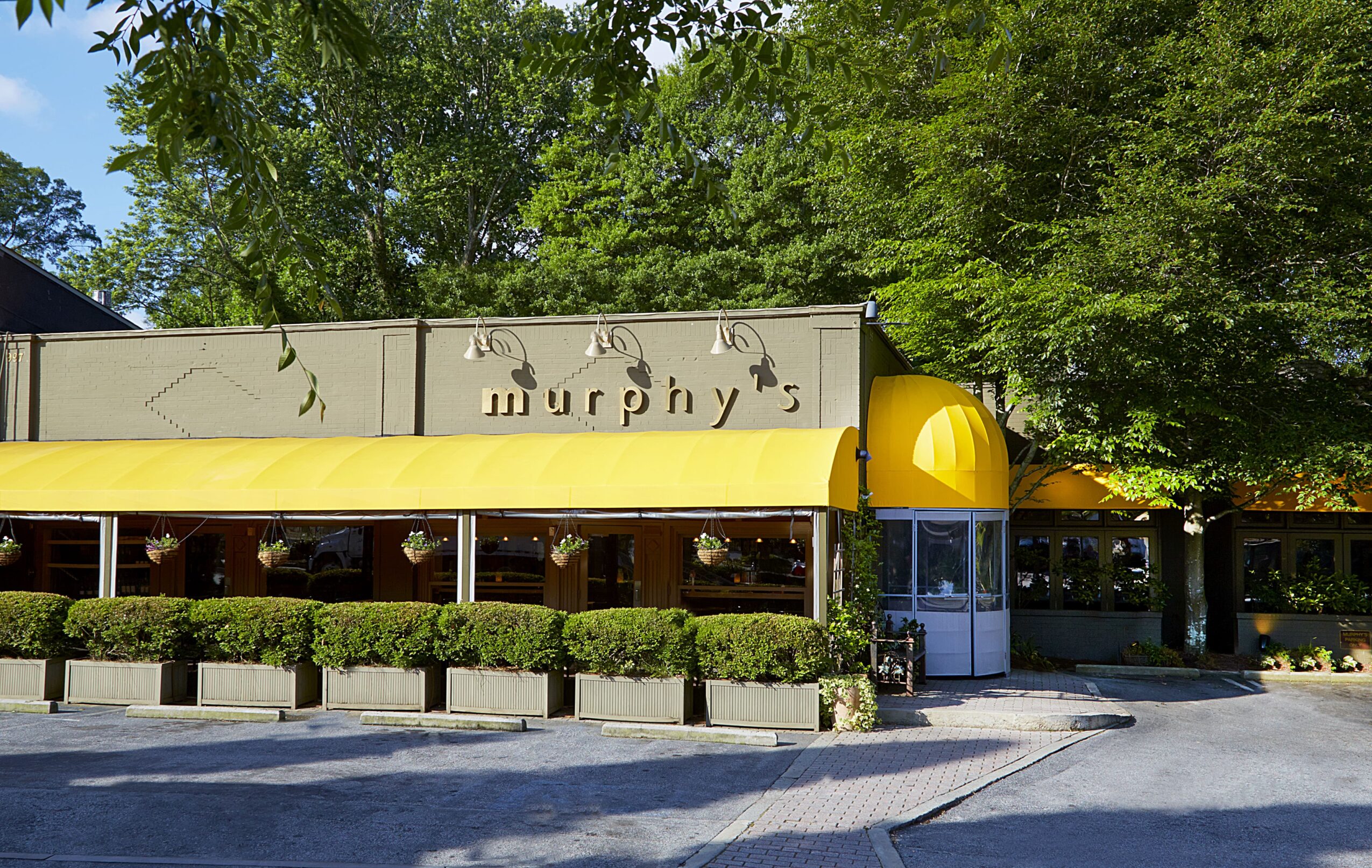 Murphys_exterior2-min