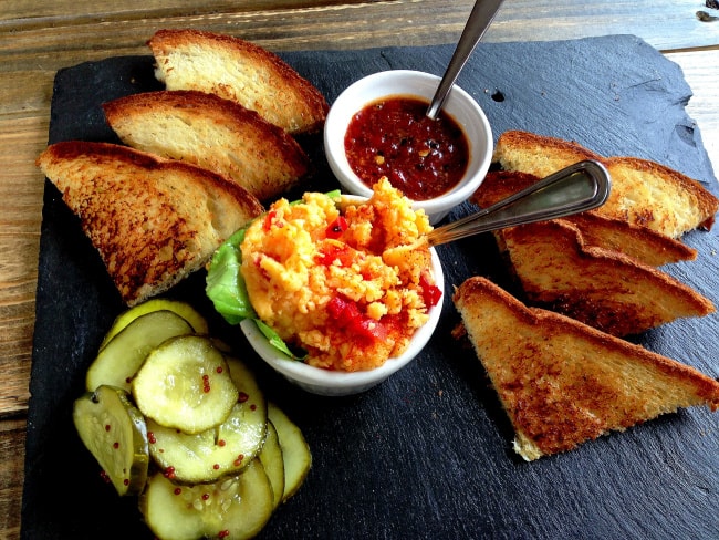 pimento cheese-min